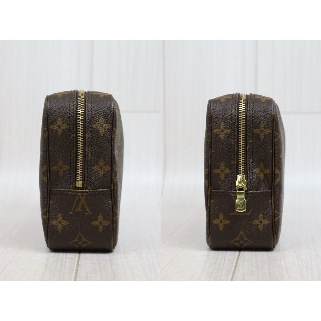 Include Entrupy Certificate of Authenticity｜Good ( Rank AB)｜ Louis Vuitton Truth Toilet 23 Monogram Makeup Pouch｜26052105