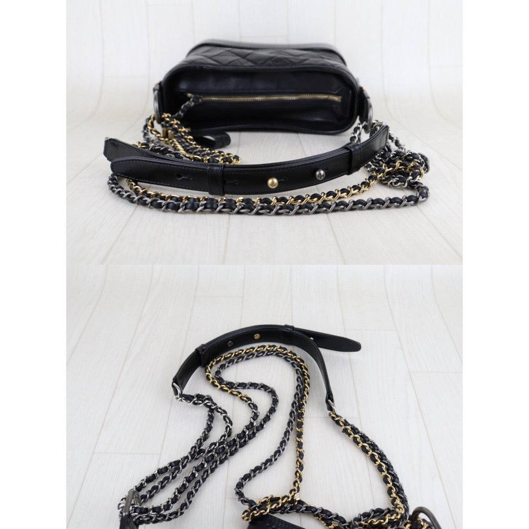 Very Good ( Rank A) ｜CHANEL PM Gabrielle Aged Calfskin Shoulder Bag Black Made in 2019 Year｜H25011322