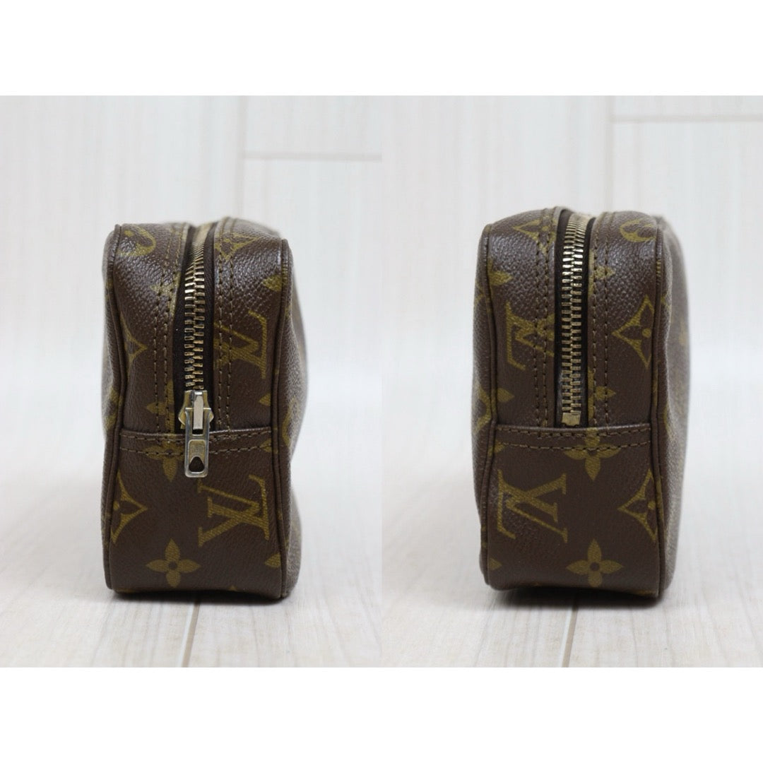 Include Entrupy Certificate of Authenticity｜Good ( Rank AB)｜ Louis Vuitton Truth Toilet 18 Monogram Makeup Pouch｜26050802