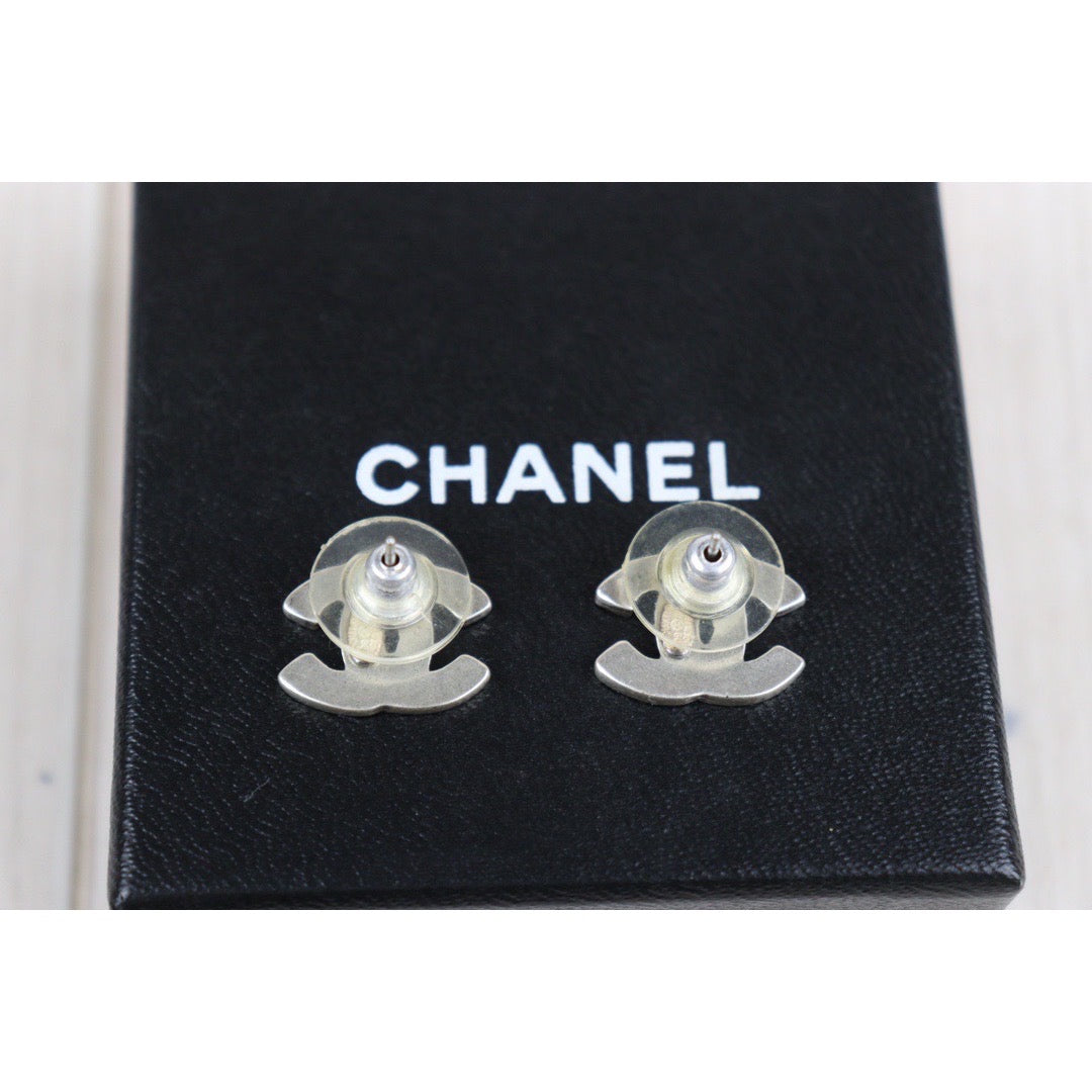 Rank A ｜CHANEL Coco Mark Piercing Made In 1999 Year ｜V23102826