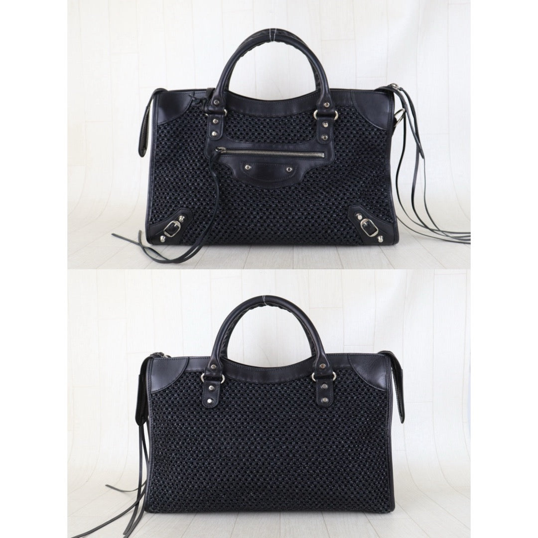 Include Entrupy Certificate of Authenticity｜Very Good ( Rank A)｜Balenciaga Classic City Straw GM Black Motorcycle HandBag Shoulder Bag ｜Z26091902