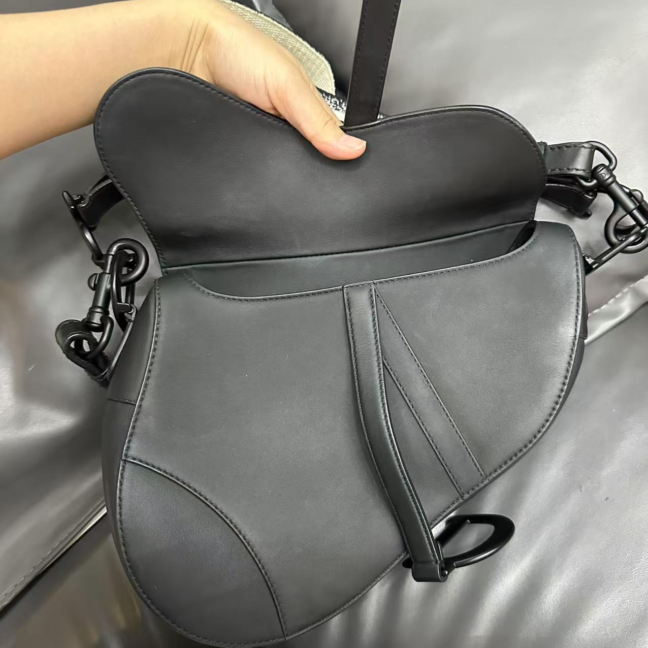 Second installment 2/3｜ Dior Trotter Saddle Shoulder Bag Medium  Black