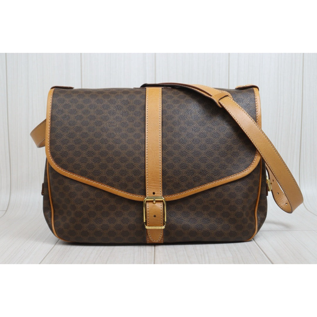 Include Entrupy Certificate of Authenticity｜Very Good ( Rank A)｜ CELINE Macadam Saumur Shoulder Bag ｜26070318