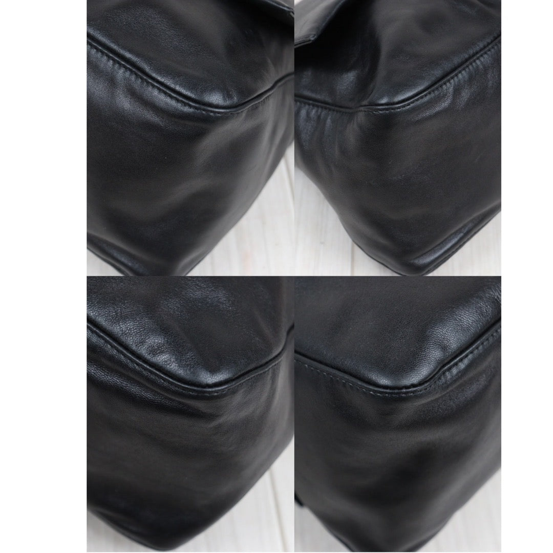 Rank A｜ FENDI Lamb Skin Baguette Shoulder Bag ｜Q24032916