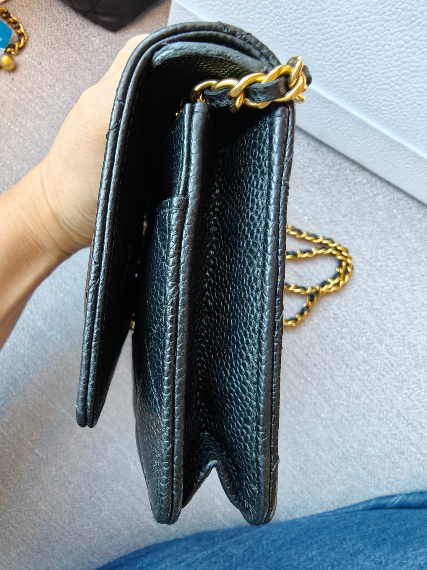 First installment 1/3｜ Include Entrupy Certificate of Authenticity｜Very Good ( Rank A)｜CHANEL Caviar Skin WOC Chain Bag Black