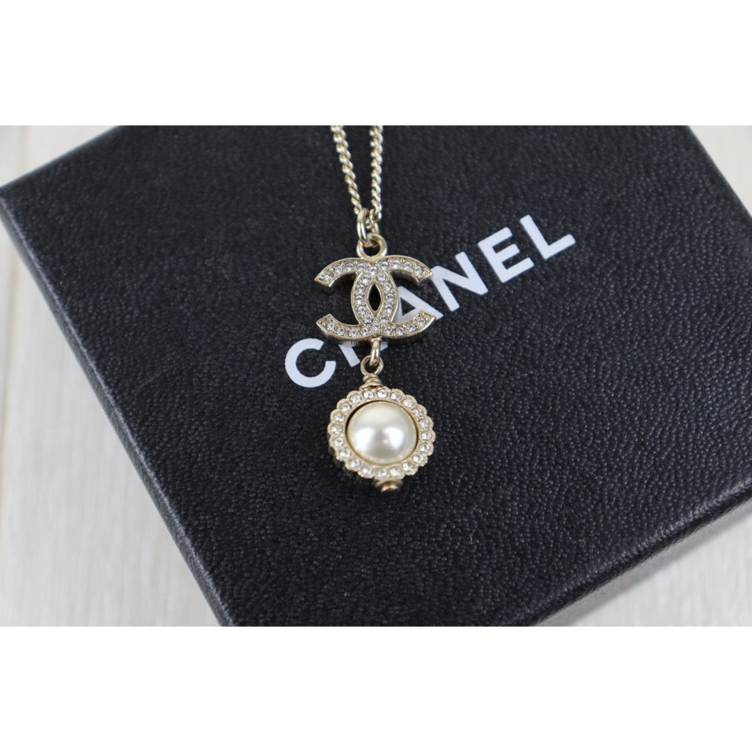 Very Good ( Rank A)｜ CHANEL Coco Mark Chain Pearl Rhinestone Chocker Necklace｜H25011309
