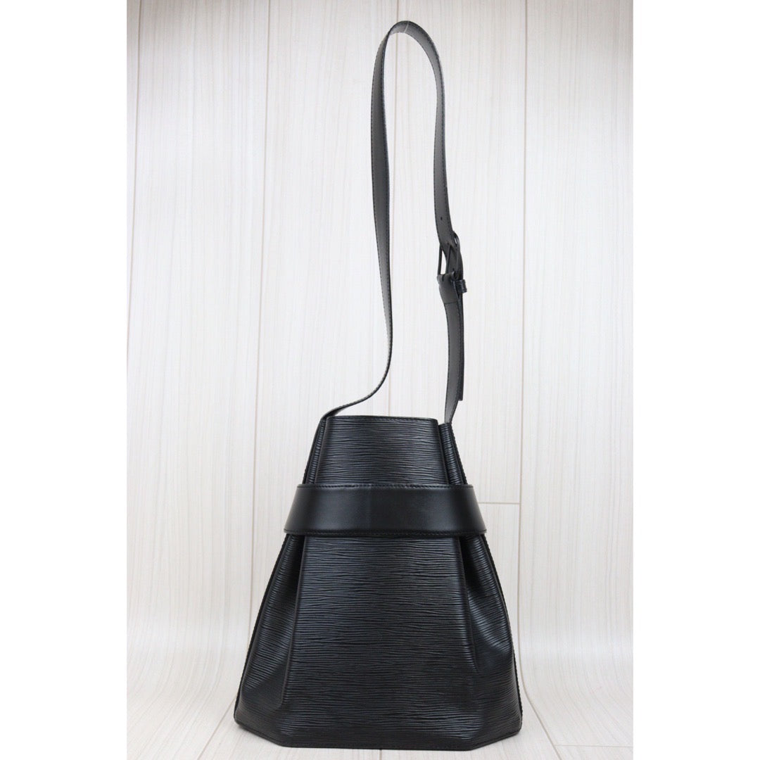 Rank A ｜ LV Epi Sack de Paul Shoulder Bag｜24041112