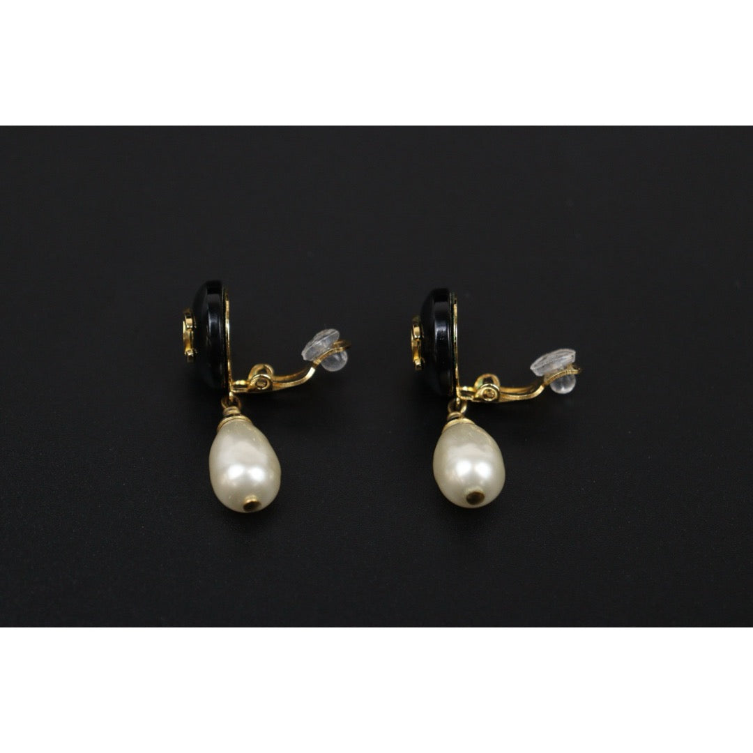 Very Good ( Rank A) ｜CHANEL  COCO Mark  Pearl  Drop  Earrings Made In 1995Year｜25080710