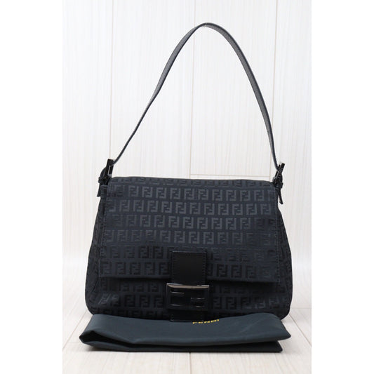 Rank AB｜ FENDI Mamma Baguette Shoulder Bag Black ｜V24060623