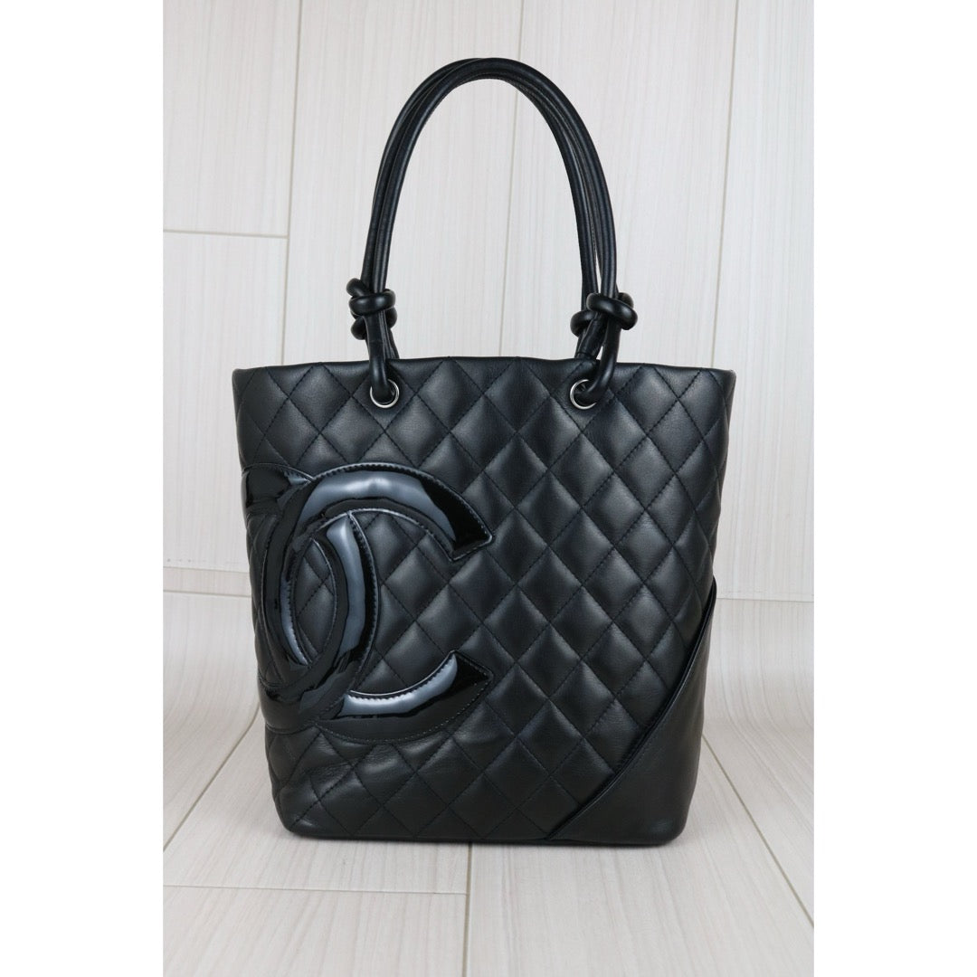 Include Entrupy Certificate of Authenticity｜Good ( Rank AB)｜ CHANEL Cambon Line Calf Leather  So Black ToteBag  Made In 2009-2010Year｜Y26051523