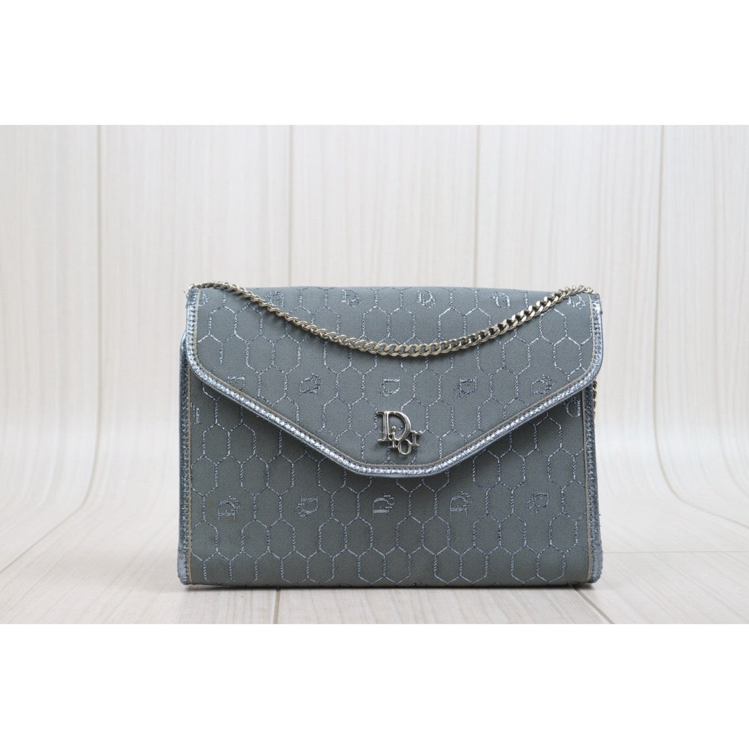 Include Entrupy Certificate of Authenticity｜Very Good ( Rank A) ｜  Dior Honeycomb Thread Chain  Bag  Grey｜26031911