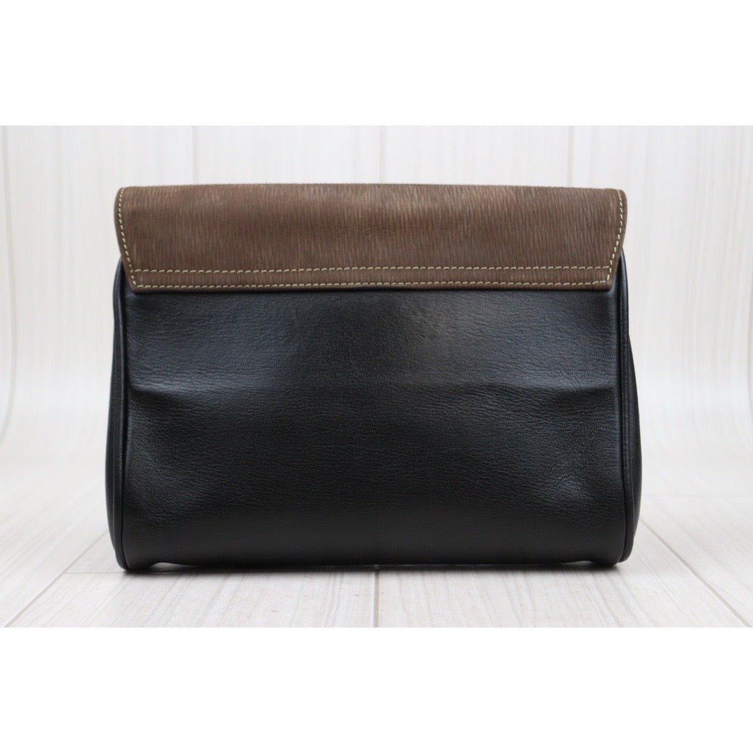 Good ( Rank AB)｜ Loewe Belasquez Twist Clutch Bag ｜24032928