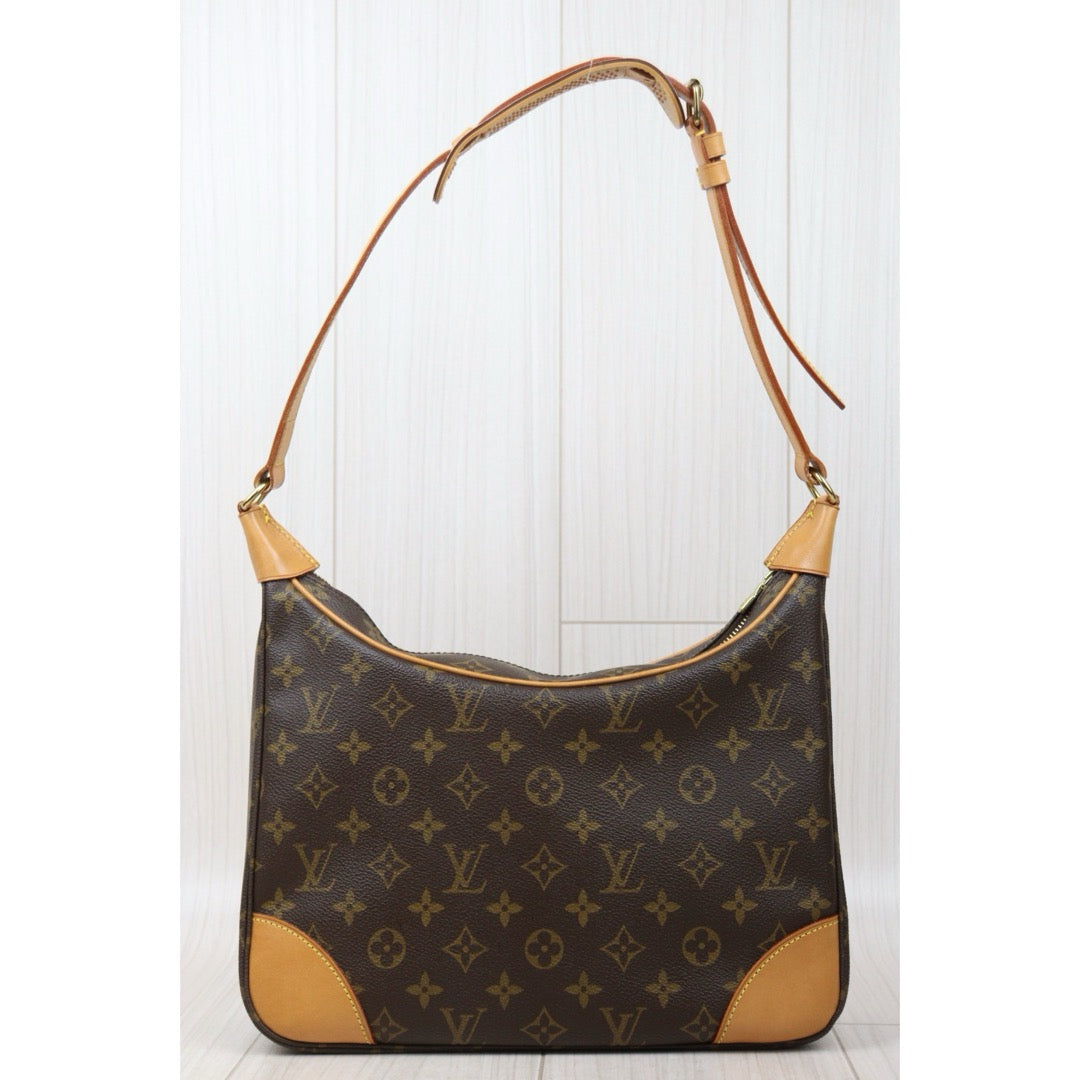 Very Good ( Rank A)｜LV Monogram Boulogne 30 Shoulder Bag ｜VT25030133