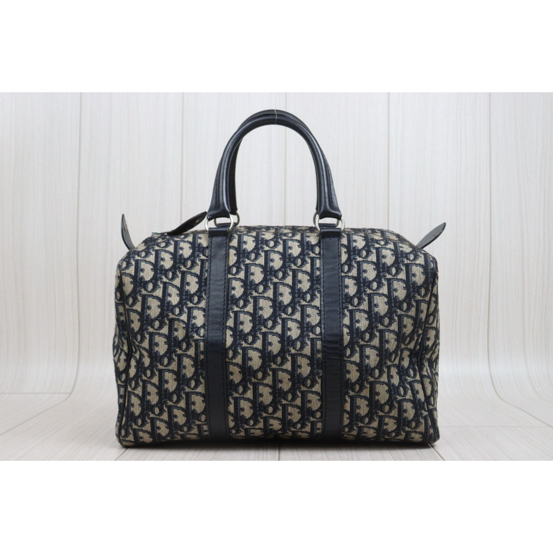 Include Entrupy Certificate of Authenticity｜Good ( Rank AB) ｜ Dior Trotter  Poston 30 HandBag  ｜26062603