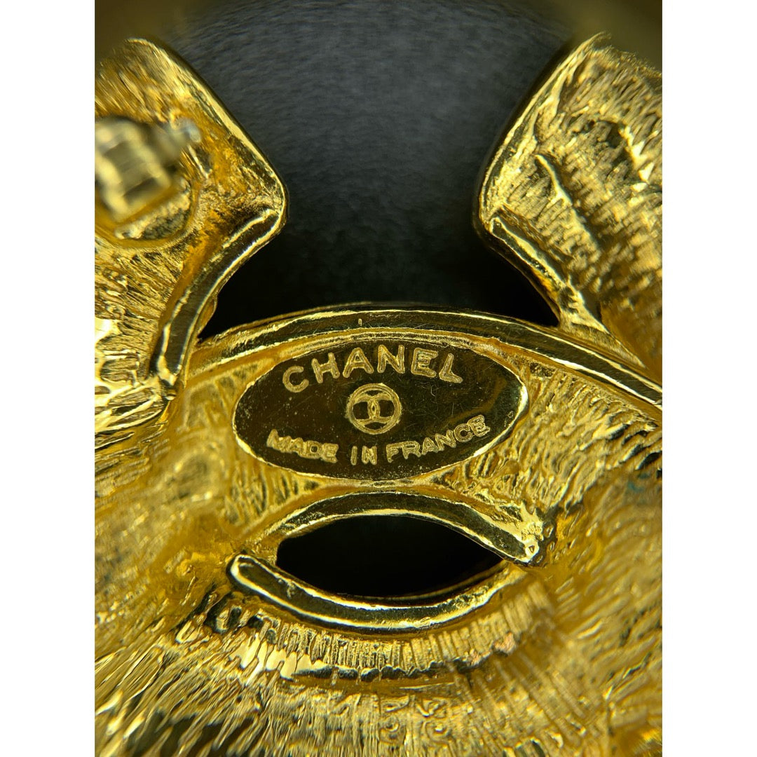 Include Authentic Detective Certificate of Authenticity｜Very Good ( Rank A)｜ CHANEL Vintage Coco Mark 24K Golden Brooch ｜Y26040604