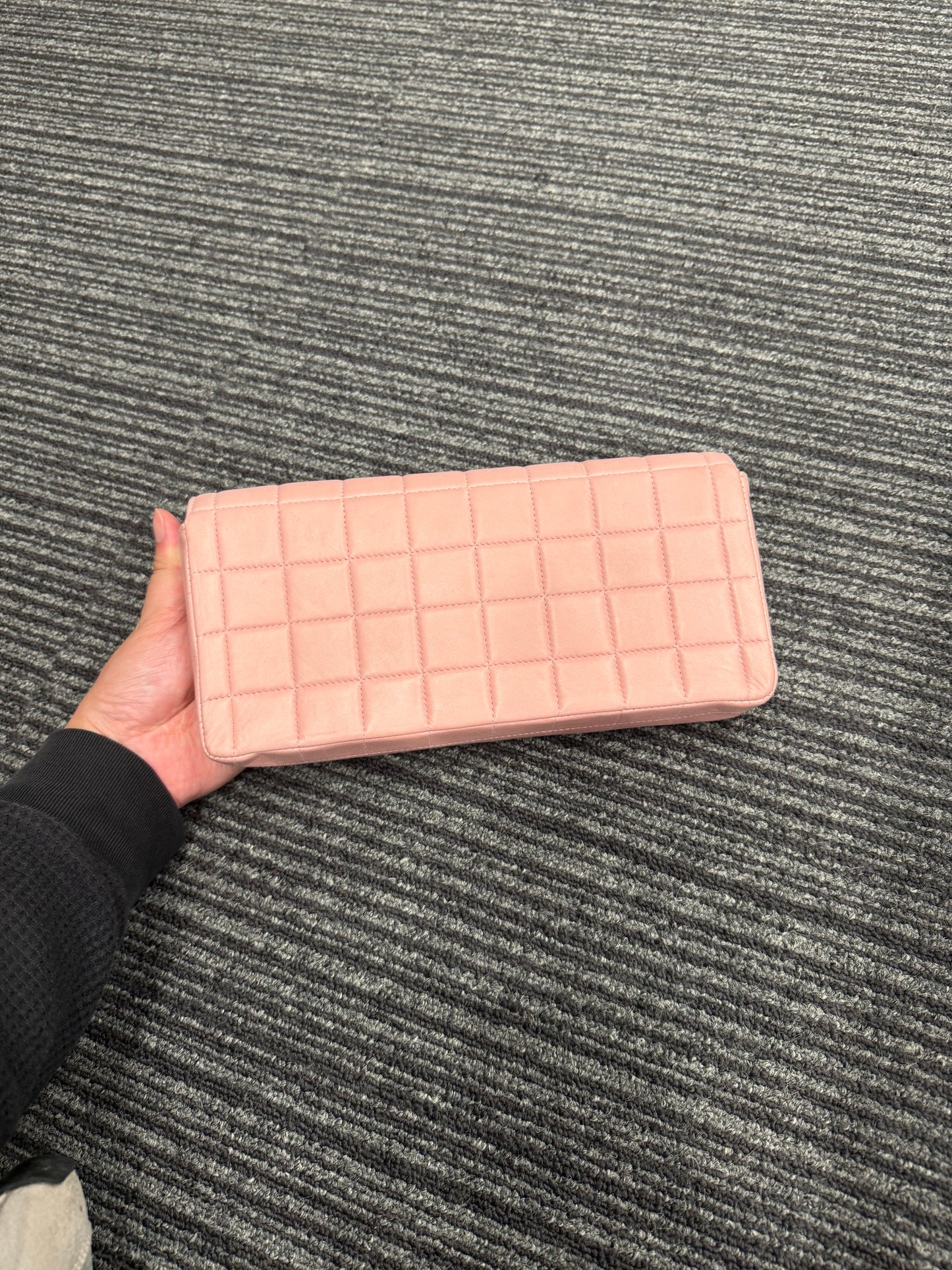 First installment 1/3｜Good ( Rank AB)｜ CHANEL  Lambskin Shoulder Bag Pink ｜25060308