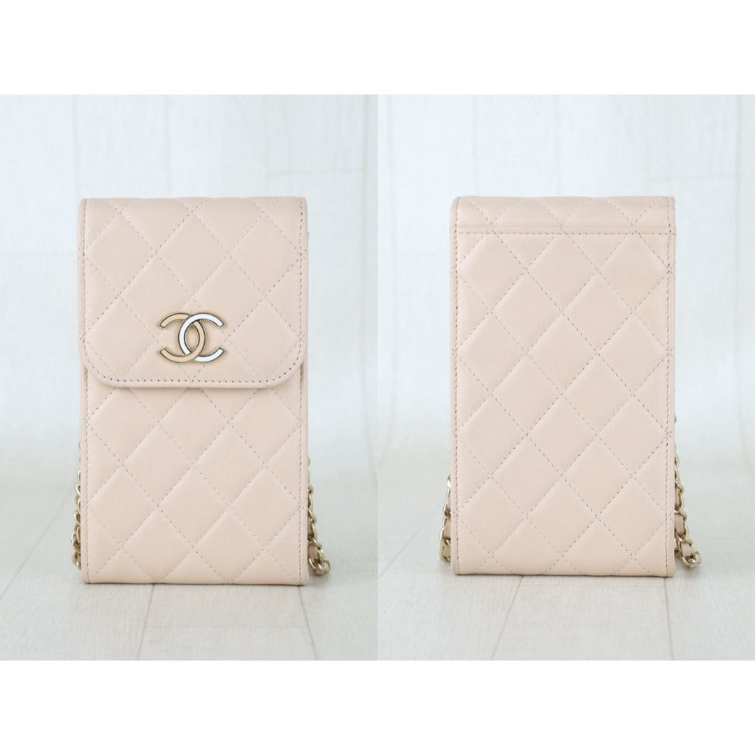 Include Entrupy Certificate of Authenticity｜Good ( Rank AB)｜CHANEL Lamb Skin  Flap Phone Holder Chain Shoulder Bag Beige Made In 2021-2022 Year｜S26090731