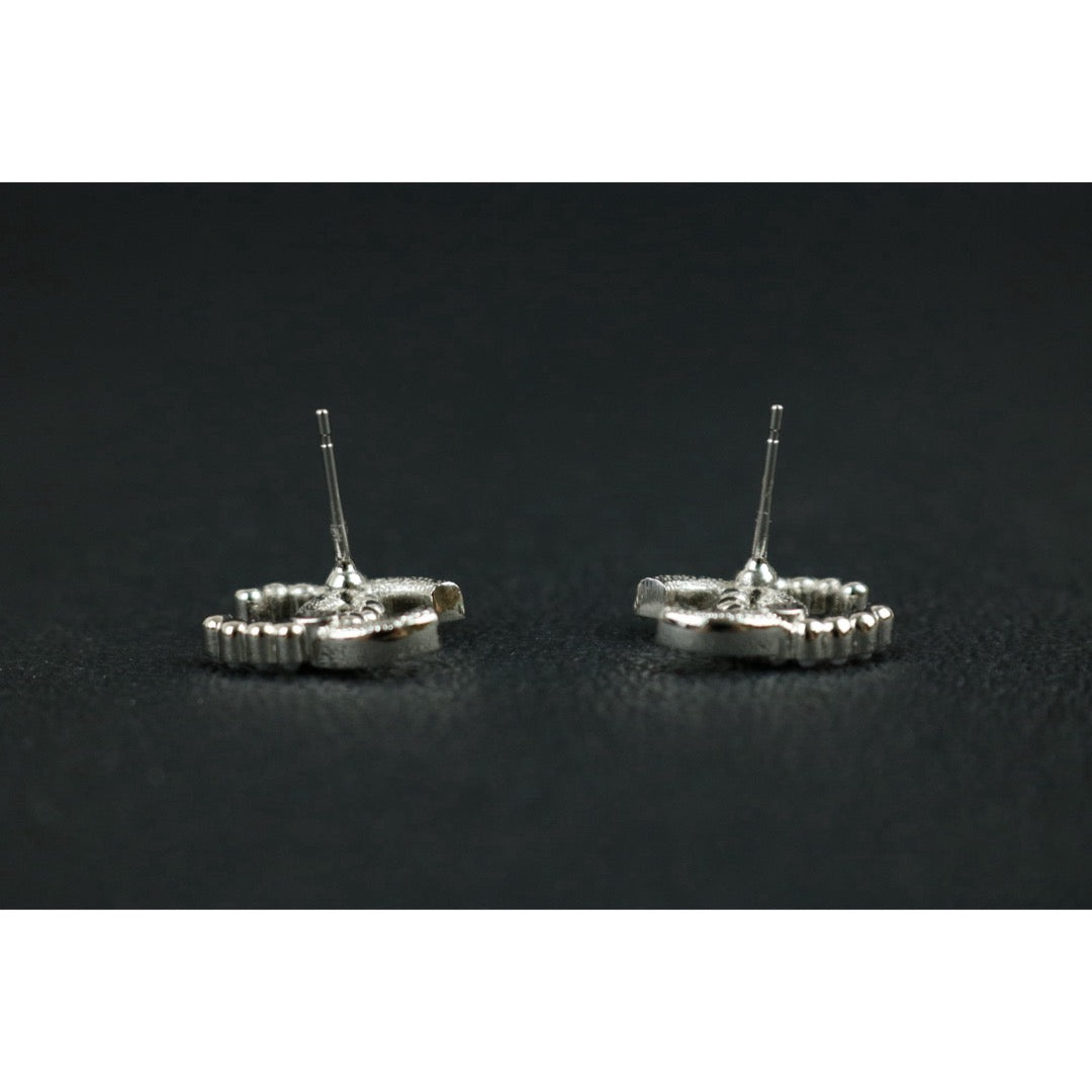 Include Authentic Detective Certificate of Authenticity｜Very Good ( Rank A) ｜CHANEL B24S COCO Mark Pearl Rhinestone Earrings Made In 2024Year｜S26061603