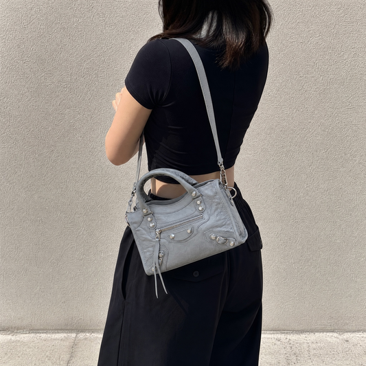 Include Entrupy Certificate of Authenticity｜Good ( Rank AB)｜Balenciaga Waxed Leather Gaint Classic Mini City Grey HandBag Shoulder Bag ｜S26072604