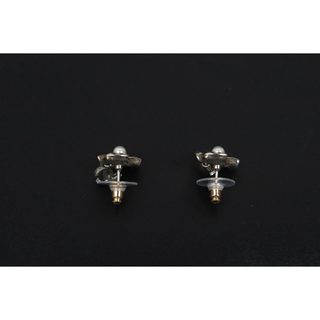 Excellent（Rank SA）｜ CHANEL A22P Coco Mark Rhinestone Rosette Silver Earrings Made In 2022Year｜S26031009