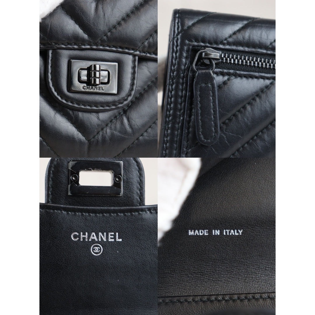 Rank A ｜Chanel 2.55 Leather Trifold Wallet Black｜V23080103