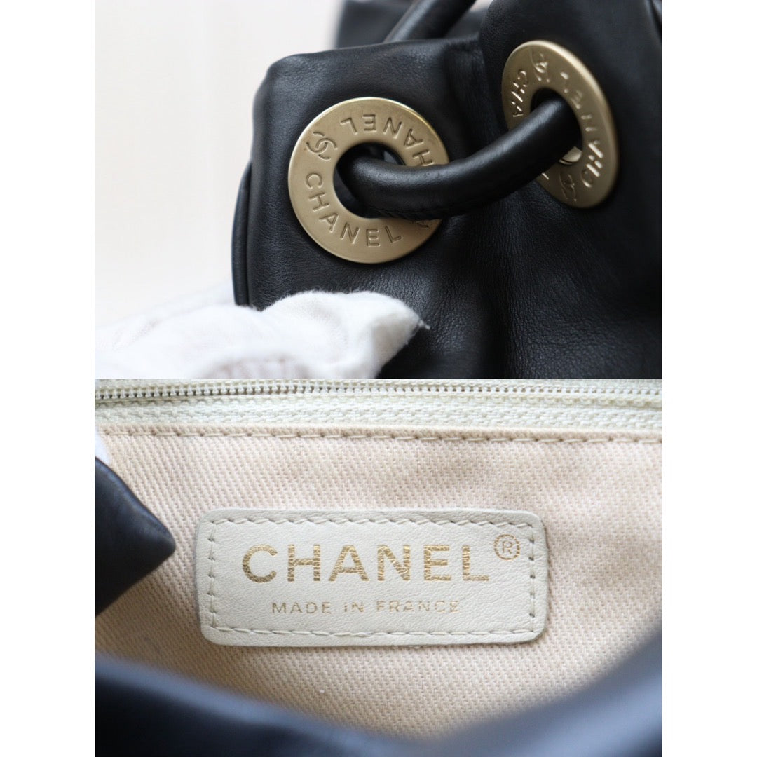 Rank AB ｜ CHANEL Camellia Lamb Skin ToteBag  Made In 2002～2003 Year ｜24040406