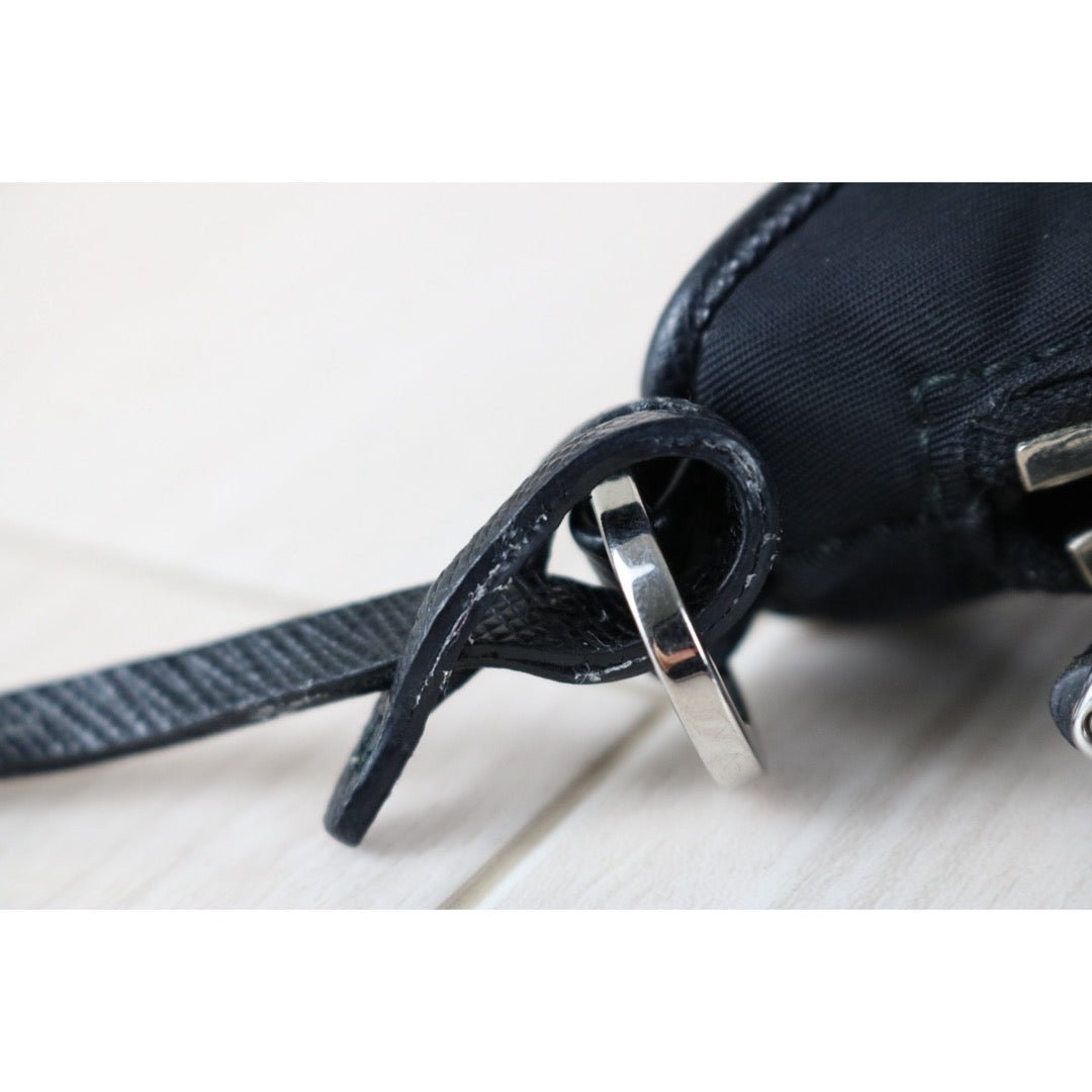 Include Entrupy Certificate of Authenticity｜Good ( Rank AB)｜ PRADA Re-Edition 2005 Re-Nylon Shoulder Bag ｜X26011804