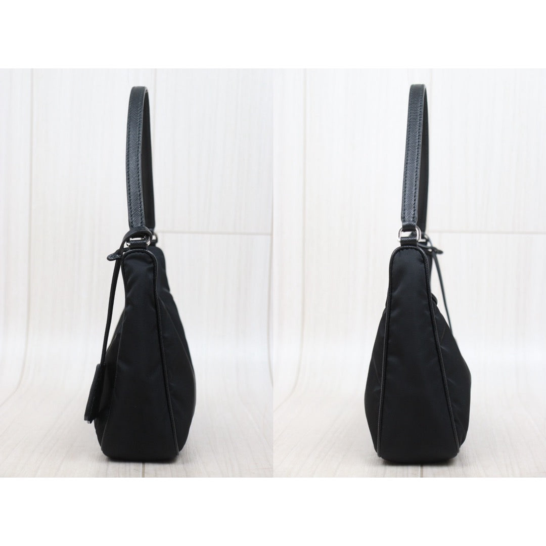 Very Good ( Rank A) ｜ PRADA Re-Edition 2005 HOBO HandBag Black｜S25101608