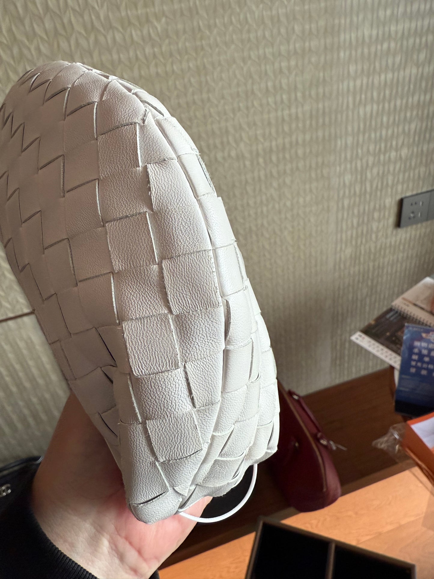 Very Good ( Rank A)｜ Bottega Veneta Lamb Skin Mini Jodie Hand Bag