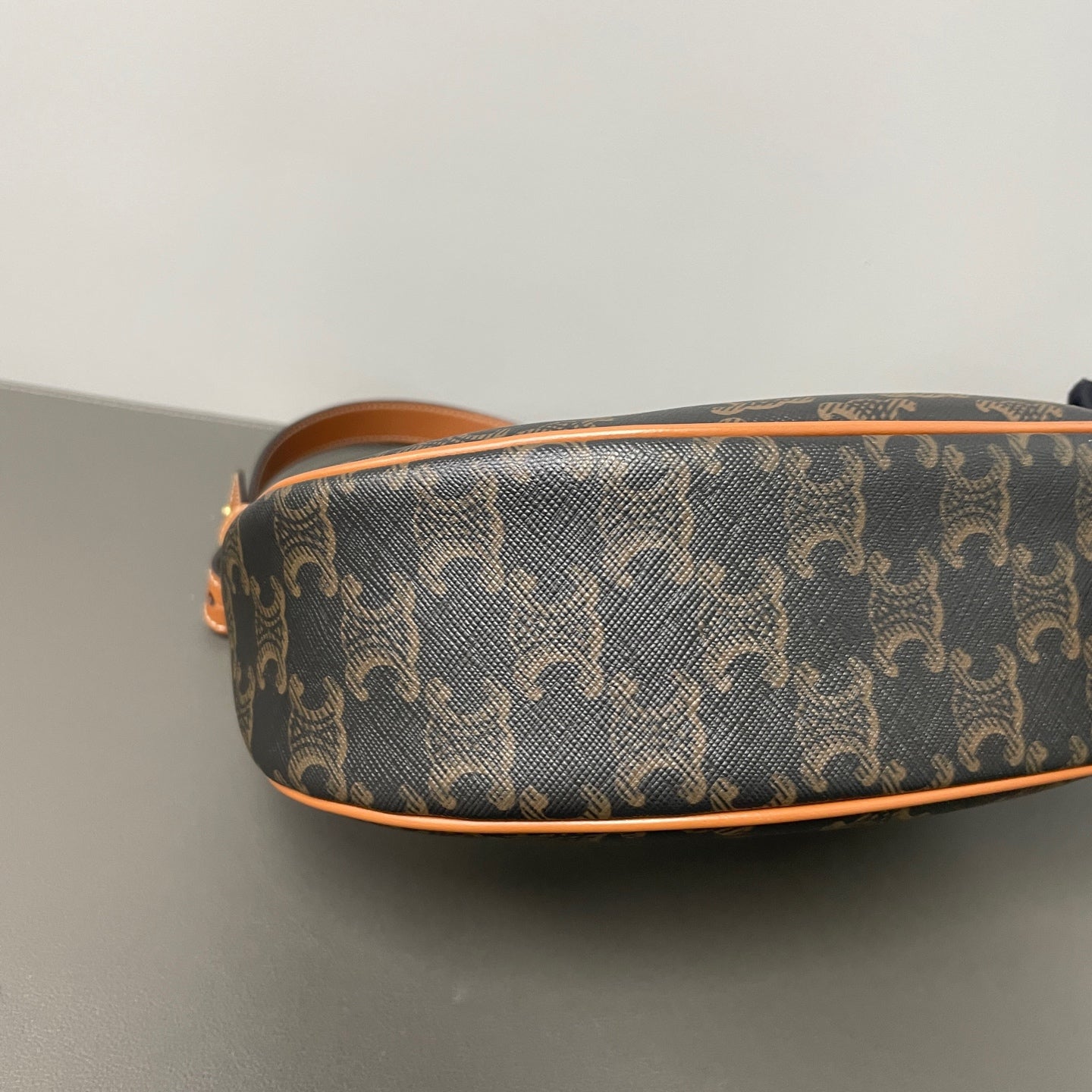 Include Entrupy Certificate of Authenticity｜Very Good ( Rank A)｜ CELINE AVA Macadam Triomphe  Shoulder Bag