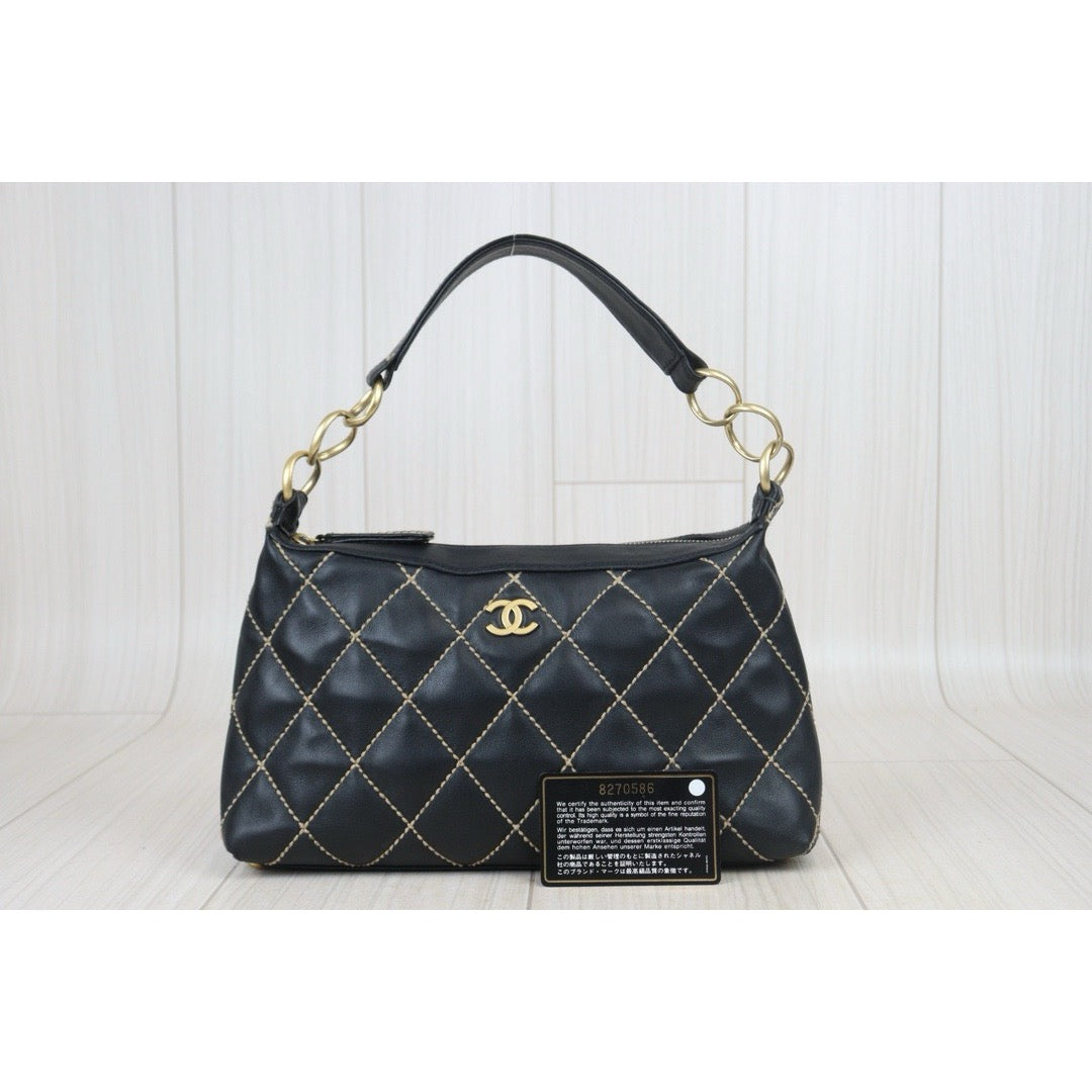 Good ( Rank AB)｜CHANEL Hobo Calf Leather Shoulder Bag  Made In 2003～2004Year｜V24092619