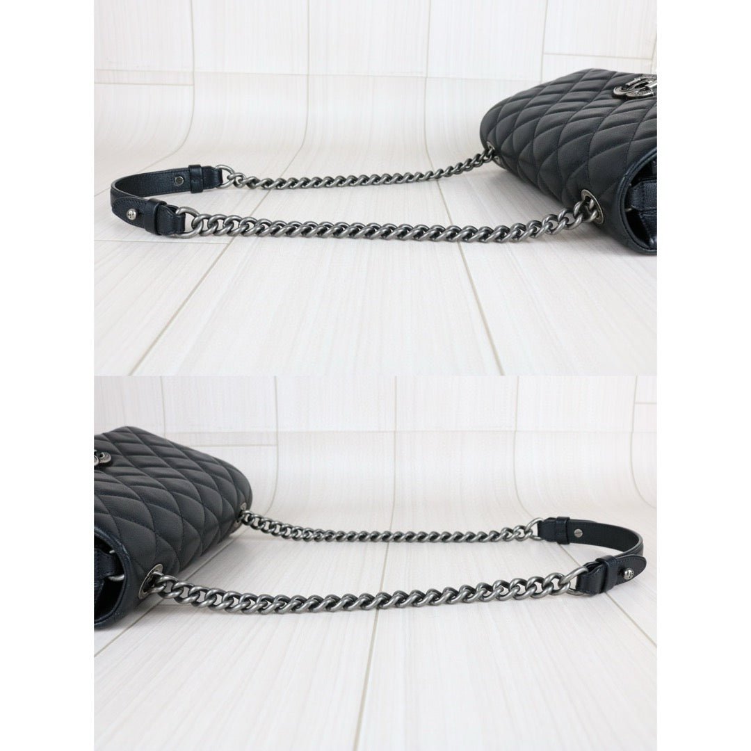 Very Good ( Rank A)｜ CHANEL City Rock Goatskin Single Flap Chain Shoulder Bag Black Made In 2015-2016 Year｜X25041402