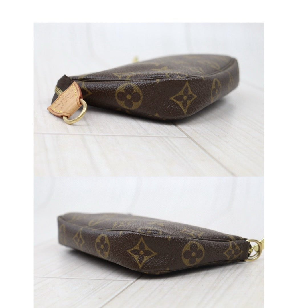 Very Good ( Rank A) ｜ LV Monogram Pochette Accessoires ｜24103111