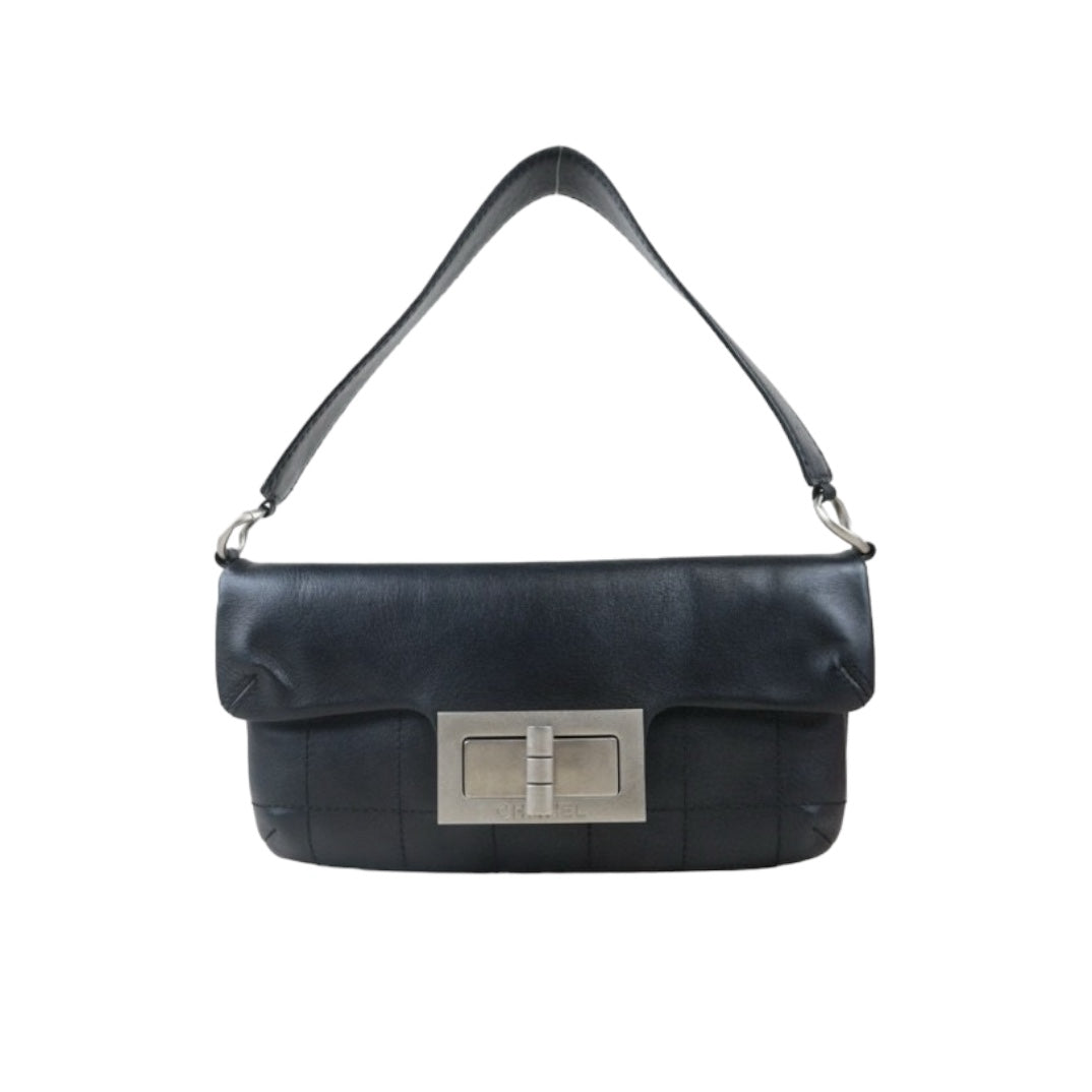 Good ( Rank AB)
｜ CHANEL Lamb Skin 2.55 Matelasse Black Shoulder Bag Made in 2003-2004Year｜Y24082605