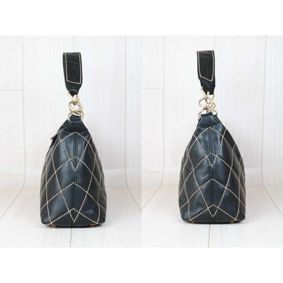 Good ( Rank AB)｜CHANEL Hobo Calf Leather Shoulder Bag  Made In 2003～2004Year｜W24090501