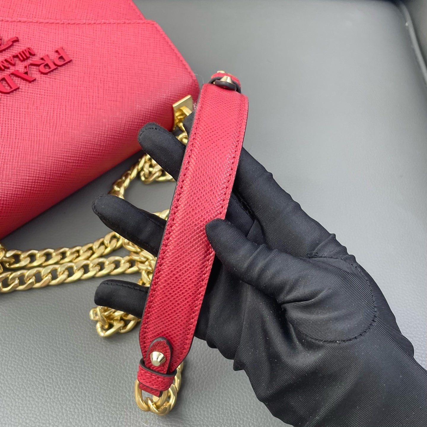 First installment 1/3｜ PRADA Shoulder Bag Red