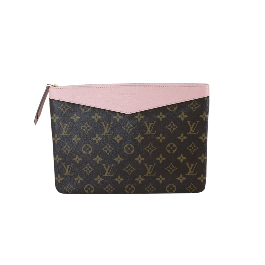 Include Entrupy Certificate of Authenticity｜Very Good ( Rank A) ｜ Louis Vuitton Monogram Legend Clutch｜X26051709