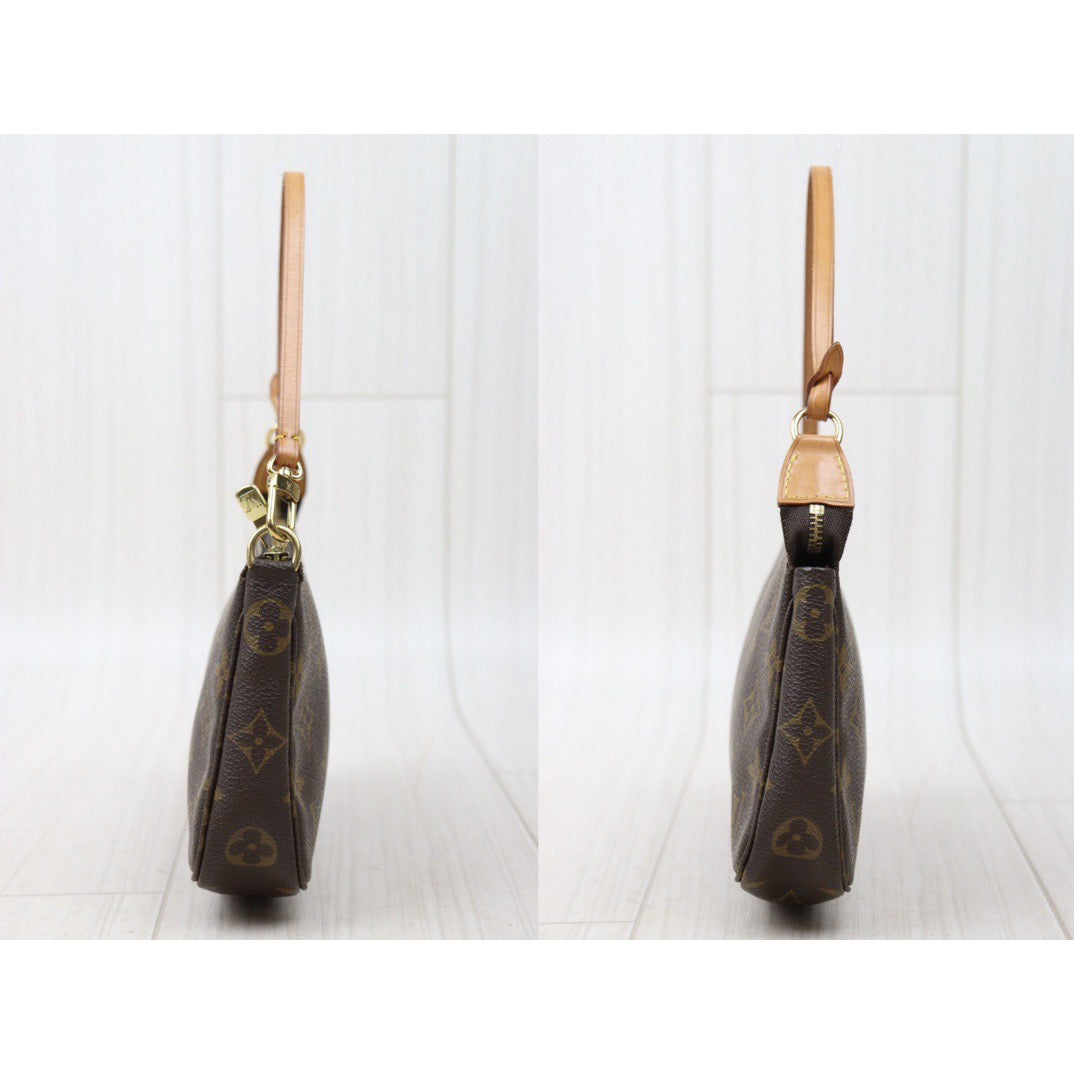 Rank AB ｜ LV Monogram Pochette Accessoires Vintage Model ｜V24053031