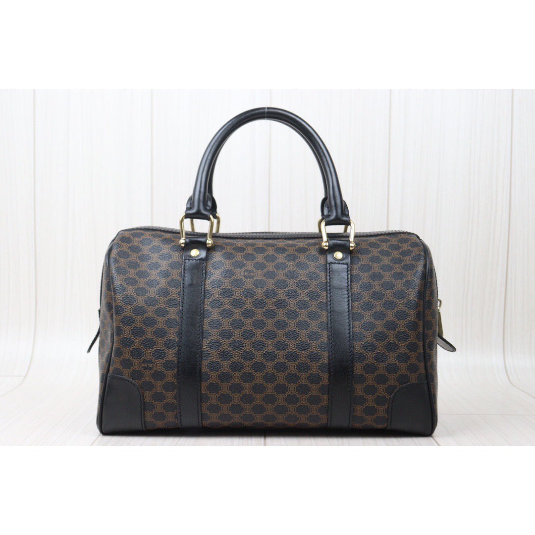 Good ( Rank AB) ｜ CELINE Macadam Black Poston 30 Bag Hand Bag ｜V24052303