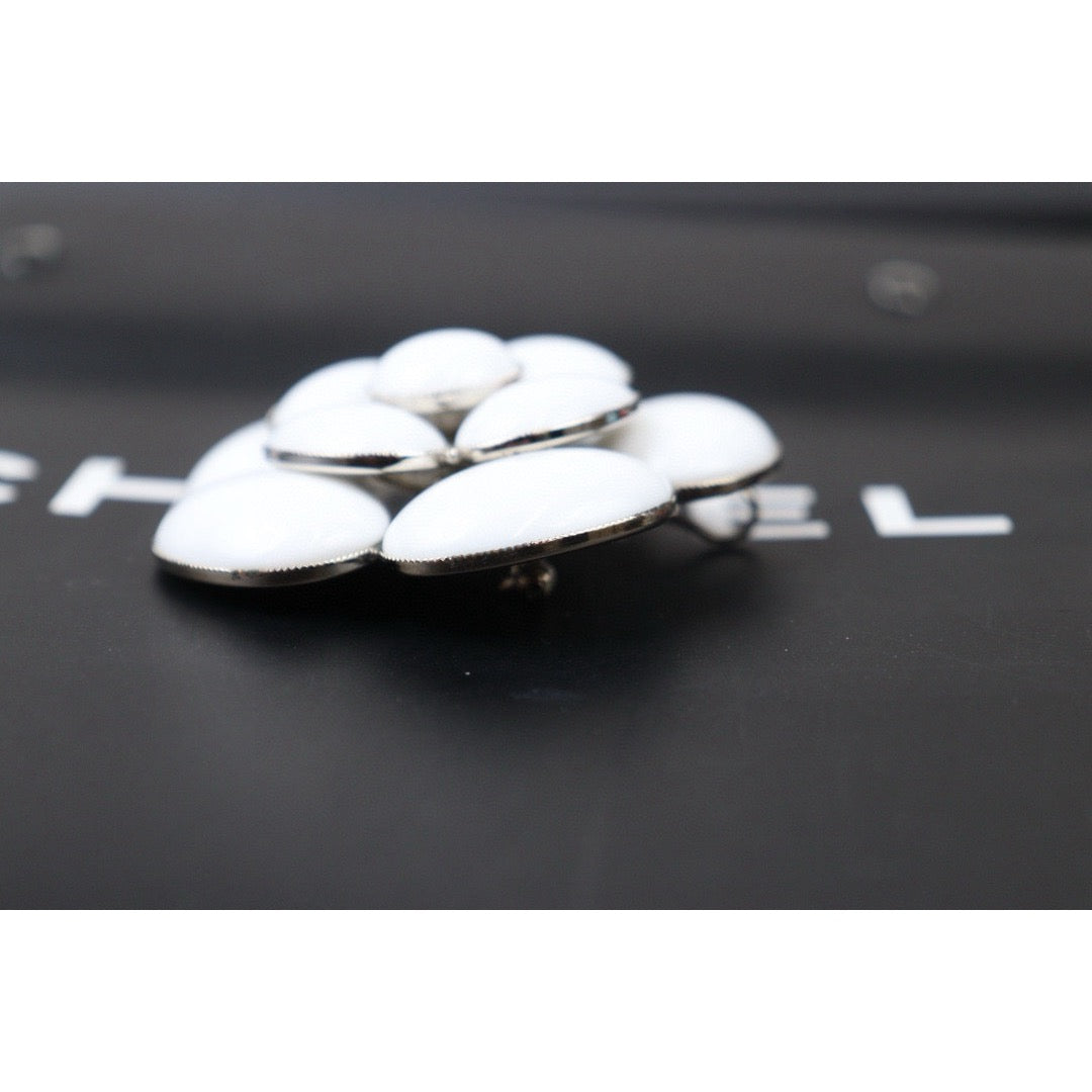 Very Good ( Rank A)｜ CHANEL Camellia Ceramic  Brooch ｜Q24080804