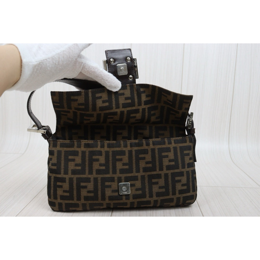 Good ( Rank AB) ｜ FENDI Zucca Mamma Baguette Shoulder Bag ｜S25110403