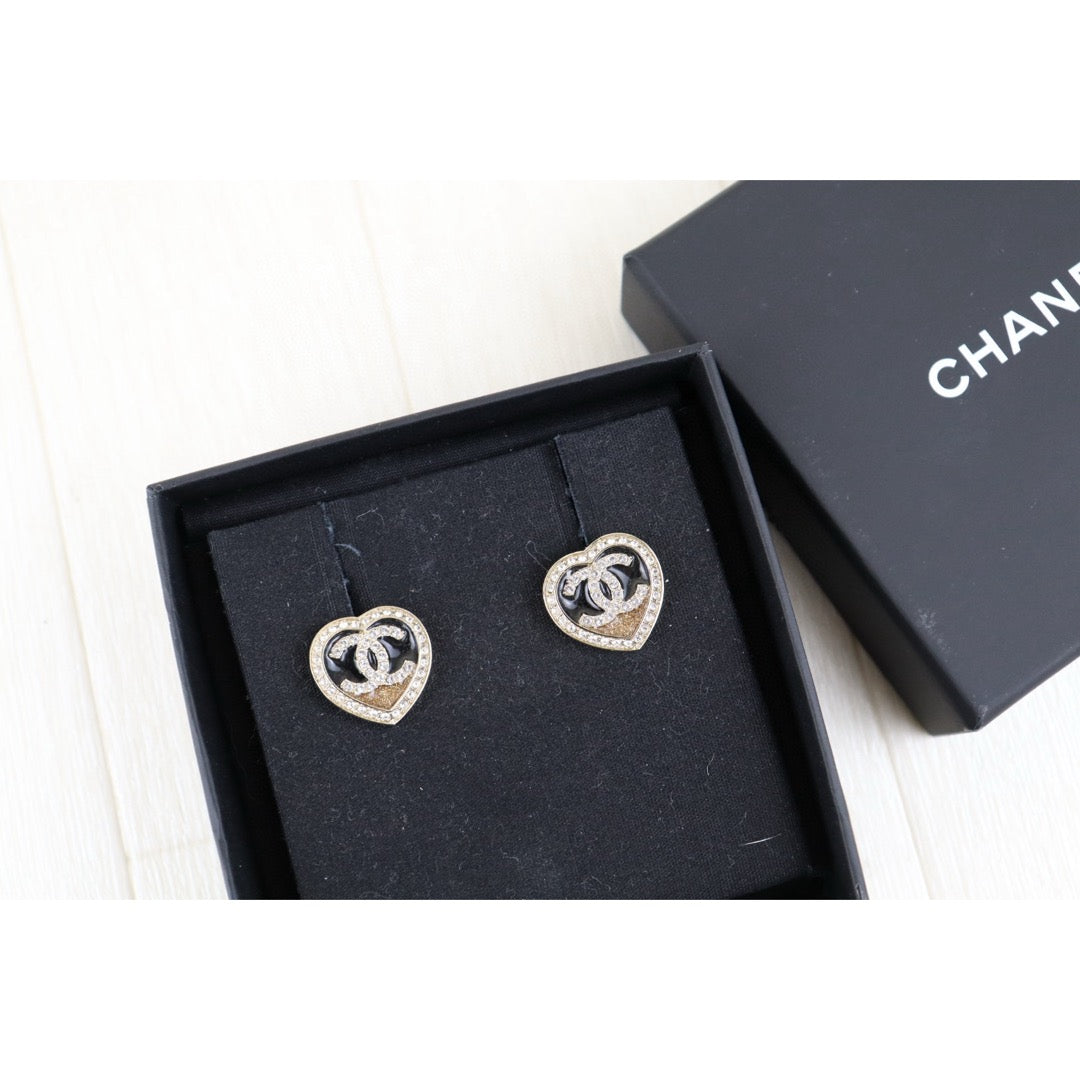 Very Good ( Rank A)｜ CHANEL Coco Mark Rhinestone Earrings｜H25011305