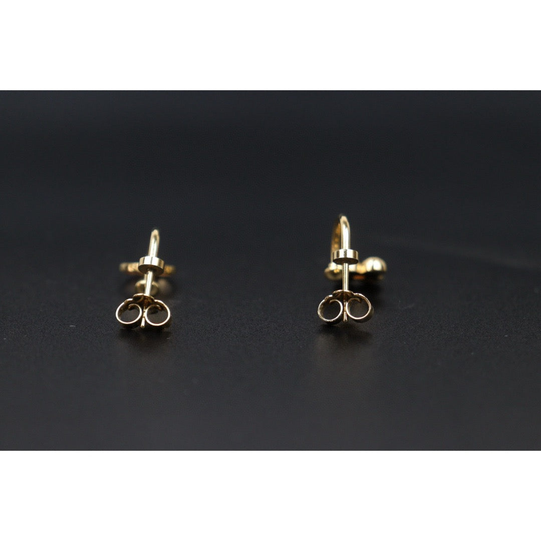 Very Good ( Rank A) ｜ LV Collier Essential LV Earrings ｜25010911