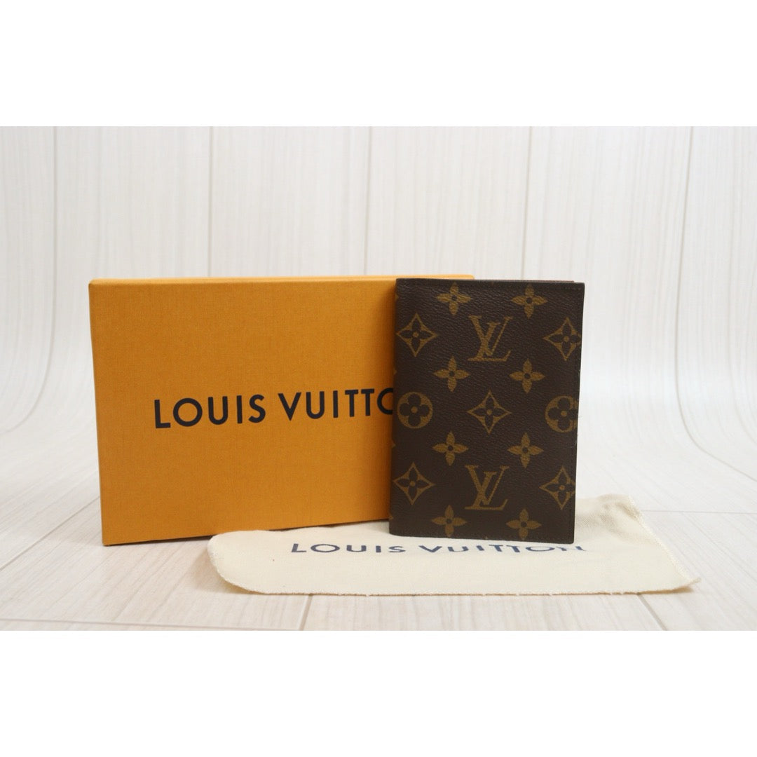 Include Entrupy Certificate of Authenticity｜Excellent（Rank SA）｜Louis Vuitton Monogram  Passport Cover｜26100101