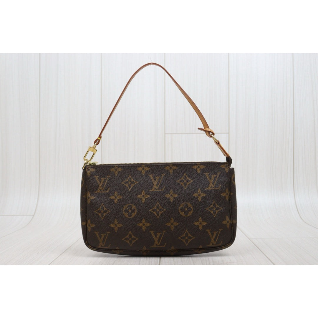 Good ( Rank AB)｜LV Monogram Pochette Accessoires ｜25101605