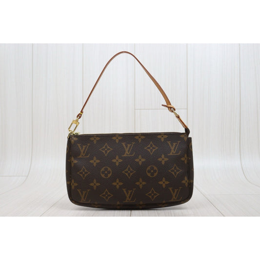 Good ( Rank AB)｜LV Monogram Pochette Accessoires ｜25101605