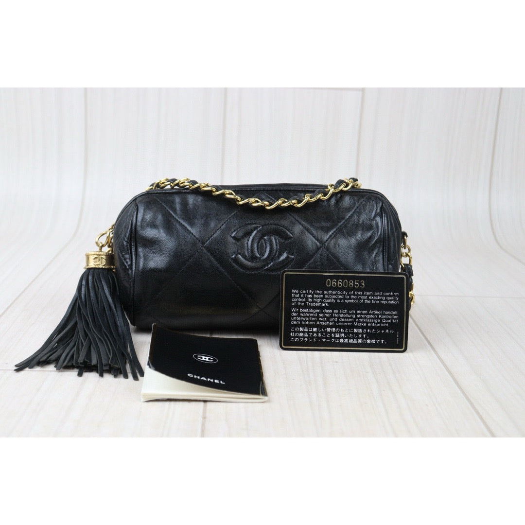 Good ( Rank AB)｜ CHANEL Lamb Skin Shoulder Bag Black  Made in 1986-1988Year ｜V24080814