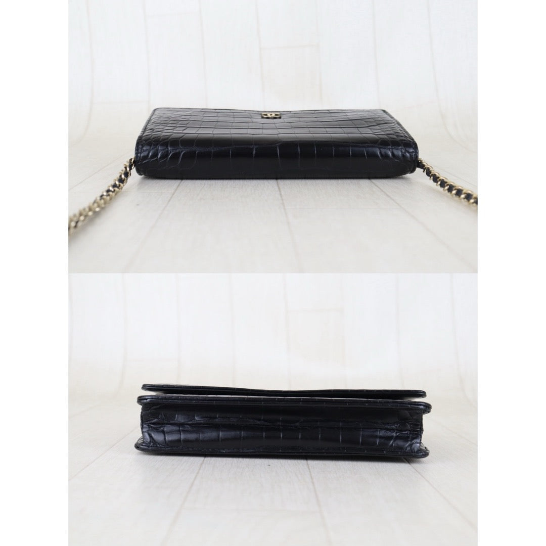 Include Entrupy Certificate of Authenticity｜Very Good ( Rank A)｜CHANEL Crocodile Skin WOC Chain Bag Black Made In 2014Year｜S26030816