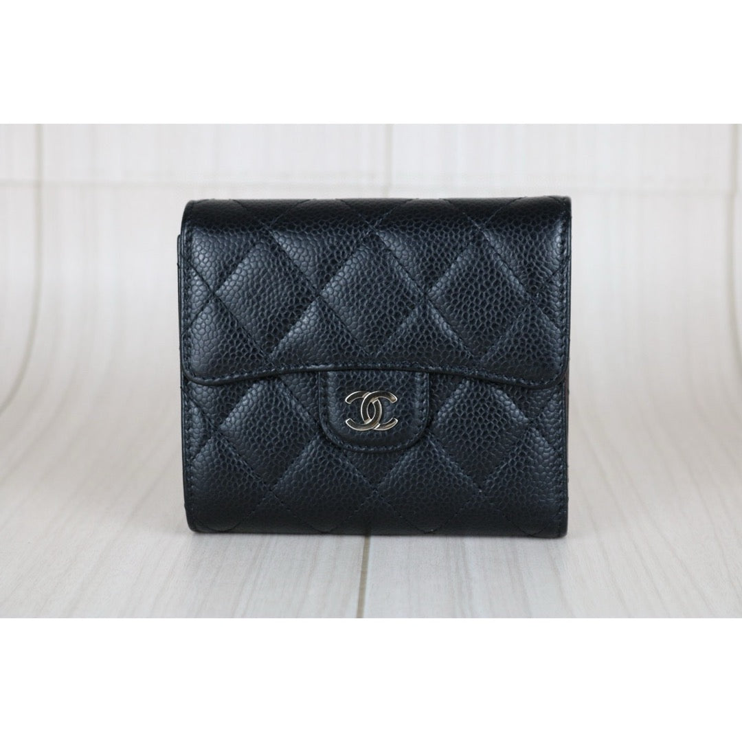 Excellent（Rank SA）｜Chanel Caviar Skin Black Wallet｜S24111504