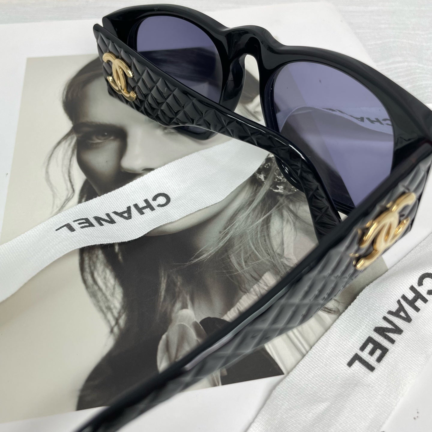 CHANEL Coco Mark sunglasses – BRAND GET